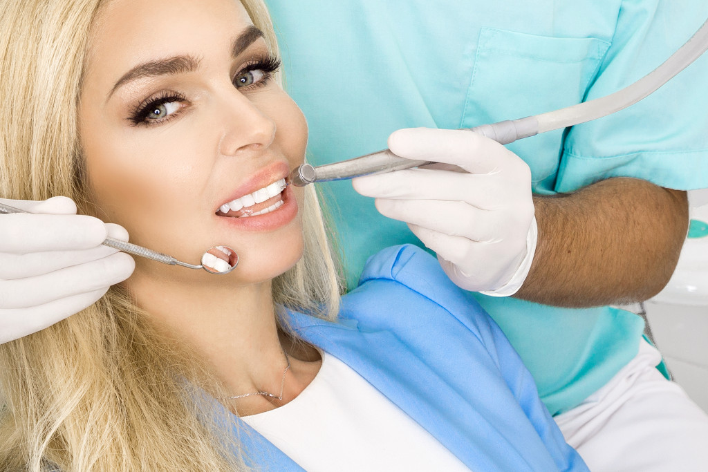 Dental checkup for woman